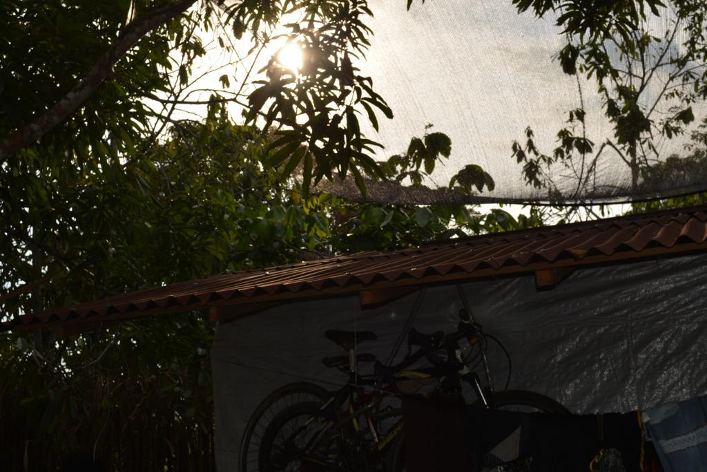 Xingu Camping Site Leticia Eksteriør billede